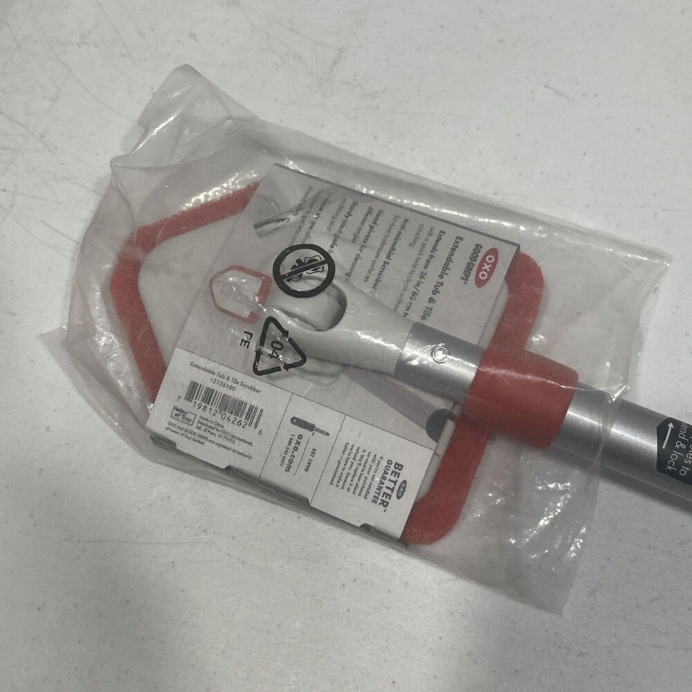 OXO Good Grips Extendable Tub and Tile Scrubber 42 inches New Old Stock